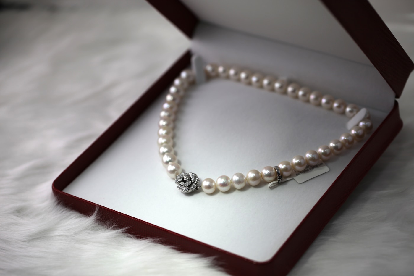 Mama Script Necklace